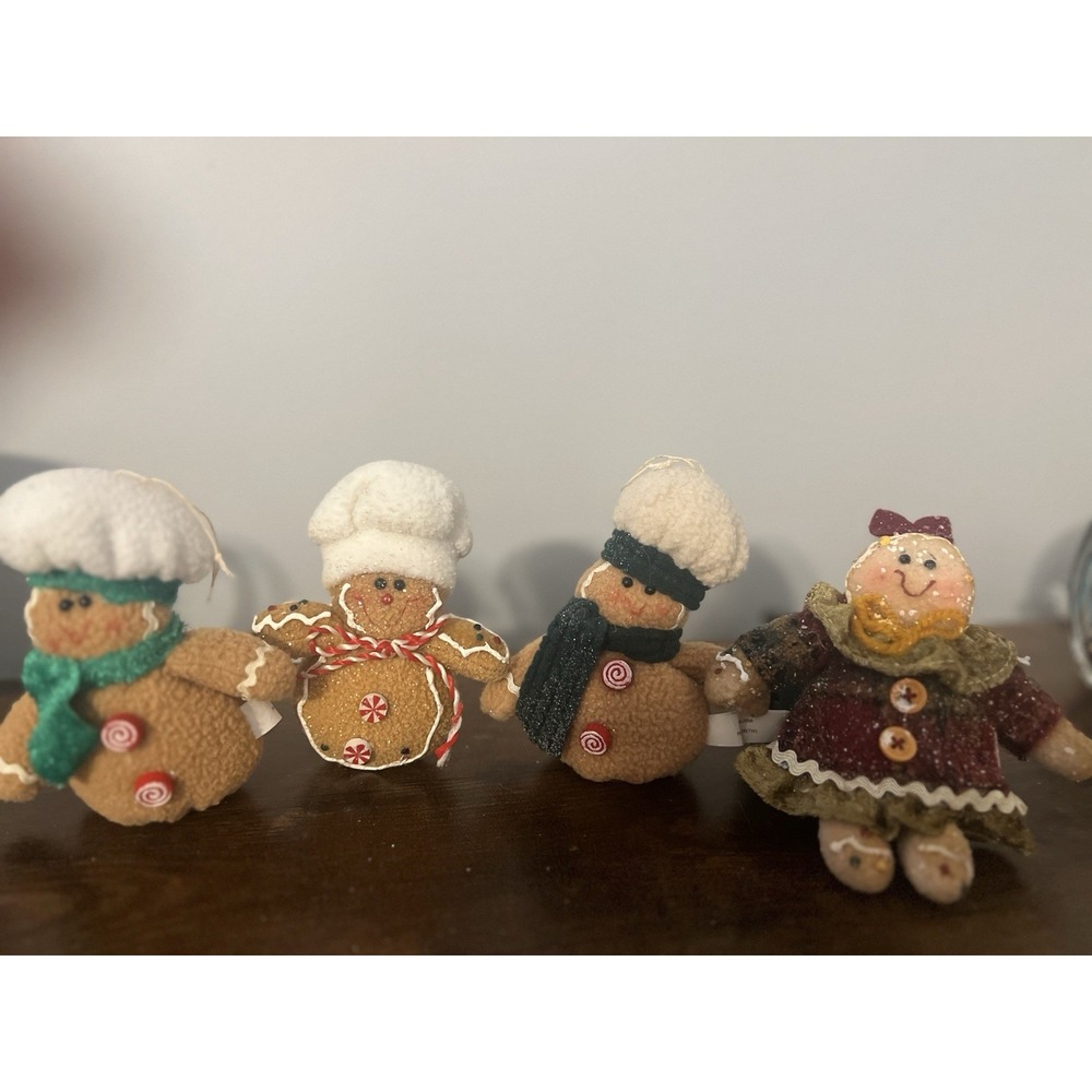 Gingerbread‎ Plush Christmas Ornaments Set of 4 Hanging Decor Figures
